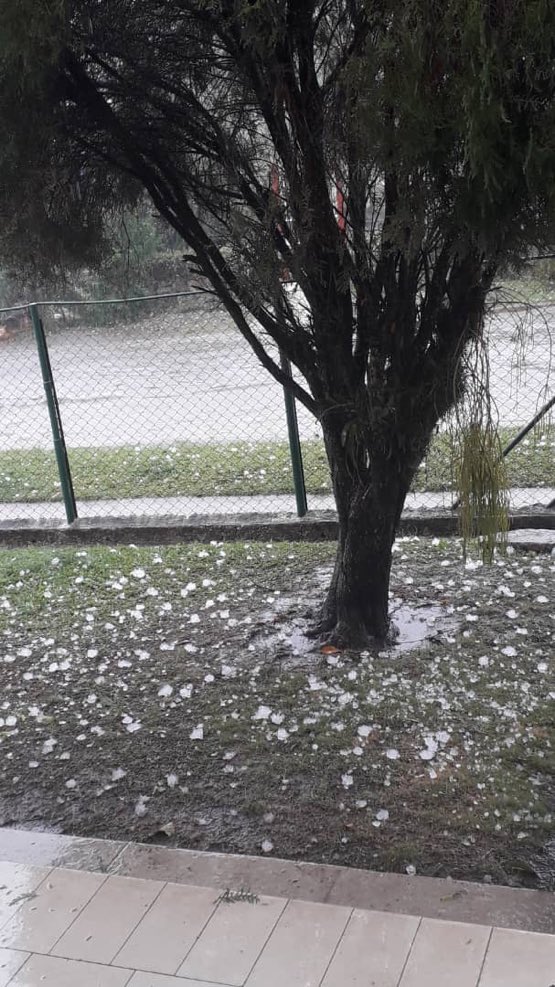 Fuerte granizada en la Habana