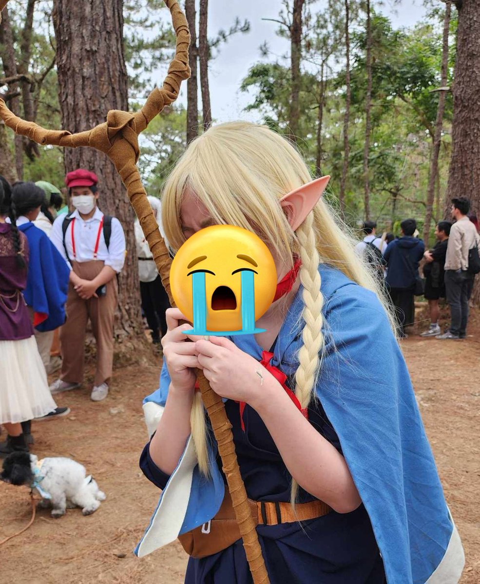 got to the renfaire and immediately got shat on by a bird # marcillemoment