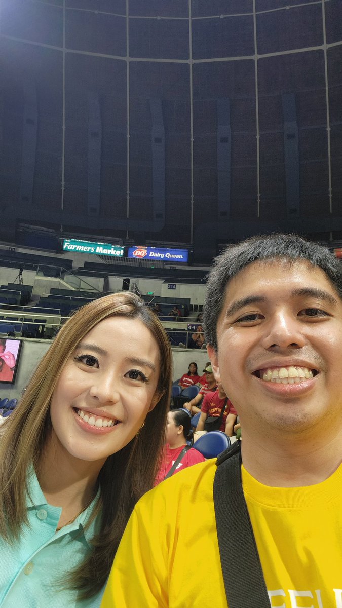 Former Ateneo courtside reporter, former ABS-CBN Sports anchor/host, now anchoring for ANC and TV Patrol Express andalso doing anchor duties in UAAP and PVL in One Sports. It was nice meeting you @dnicednsay. Sa uulitin. ❤️💚💙