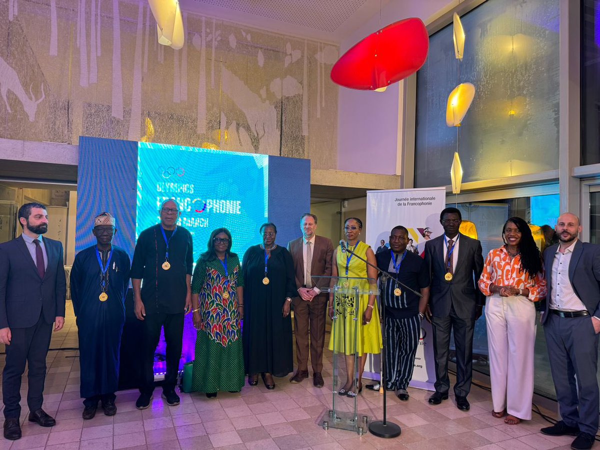 Belle session de travail jeudi avec les 10 présidents des Alliances Françaises du Nigéria. L’occasion aussi de les féliciter pour leur engagement, en présence des représentants des ambassades francophones. #francophonie #Mon20mars