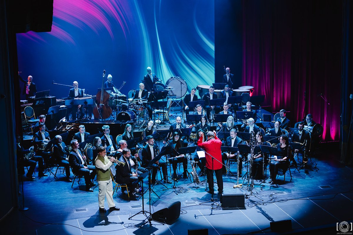 Klasika_LR3's tweet photo. Raidījumā #PostFactum - atskats uz Riharda Dubras jubileju ar @ChoirLatvija, @Liepajasymphony un Juhas Kangasa koncertu @greatamberlv, @rigaorchestra festivāla #Windstream atklāšanu un Matīsa Eisaka un Helēnas Sorokinas koncertu @LatvijasRadio https://t.co/CDDflL8Dlp https://t.co/svPlTCOFW0