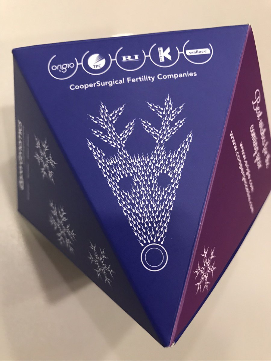 季節全然違うけど…これはむかし、クリスマスにいただいたオーナメントだよ🎄ちょっと遊んじゃった精子と卵子だよ🐥