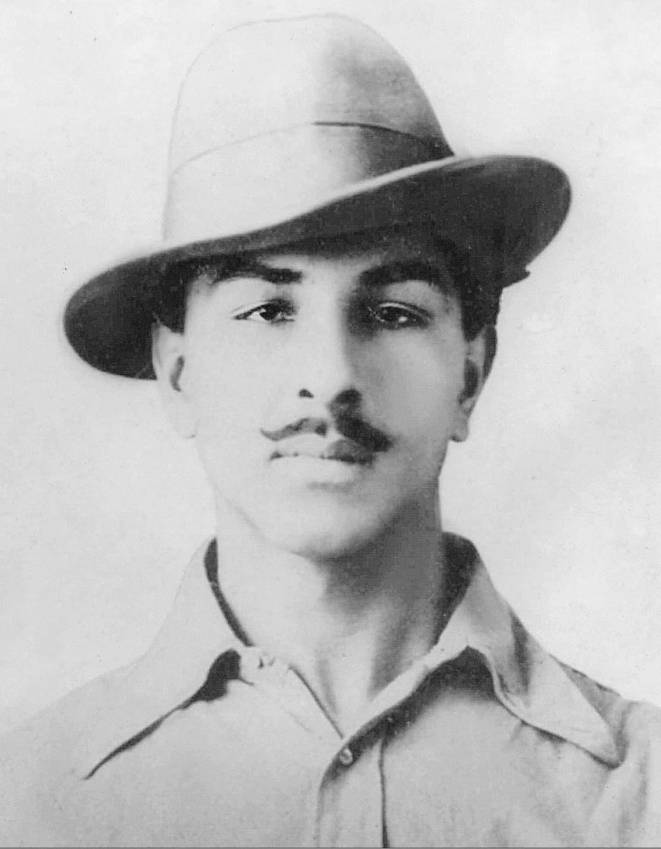 तर्क किए बिना किसी बात को आंख मूंद कर मान लेना भी एक प्रकार की मानसिक गुलामी है।

- भगत सिंह
#BhagatSingh #ShaheedDiwas2024