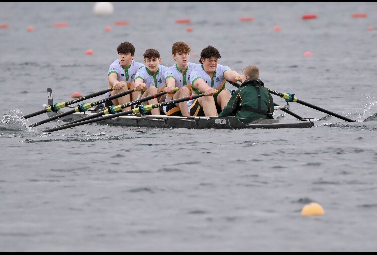 Great to see our J15 boys and girls competing at The Junior Sculling #bleedgreen