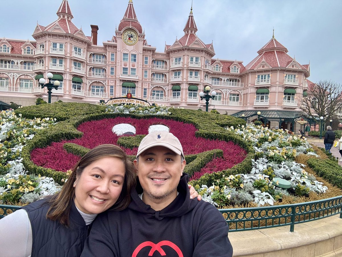 MervinSanchez's tweet photo. Disneyland Paris 🇫🇷 https://t.co/zNn0ftUznW