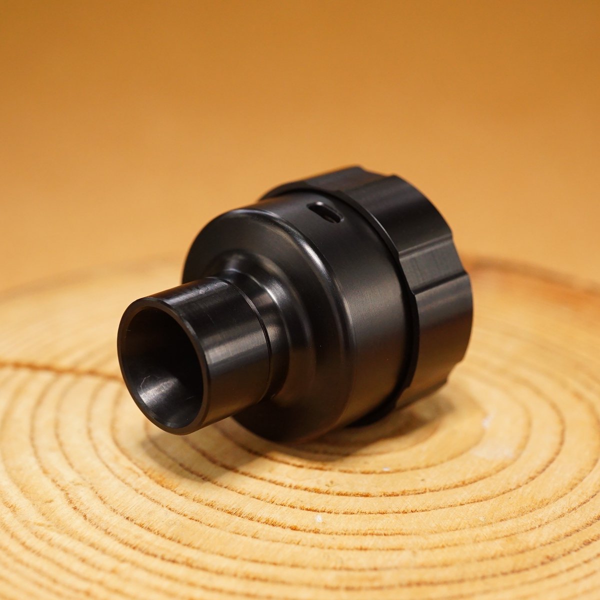 VAlphaline's tweet photo. Unkwn ≠｜Absolute RDA + Option Cap set 入荷。国内外で入手困難の激レアアイテムです。コンディションは僅かな使用感程度の非常に良好な状態となり、純正オプション Cap(x2) も付属ですので、お見逃し無く！DM大歓迎  #Unkwn #Absolute #RDA #BF #22mm #Vape #vape好きな人と繋がりたい #vape放出 https://t.co/vu9YkTBiV1