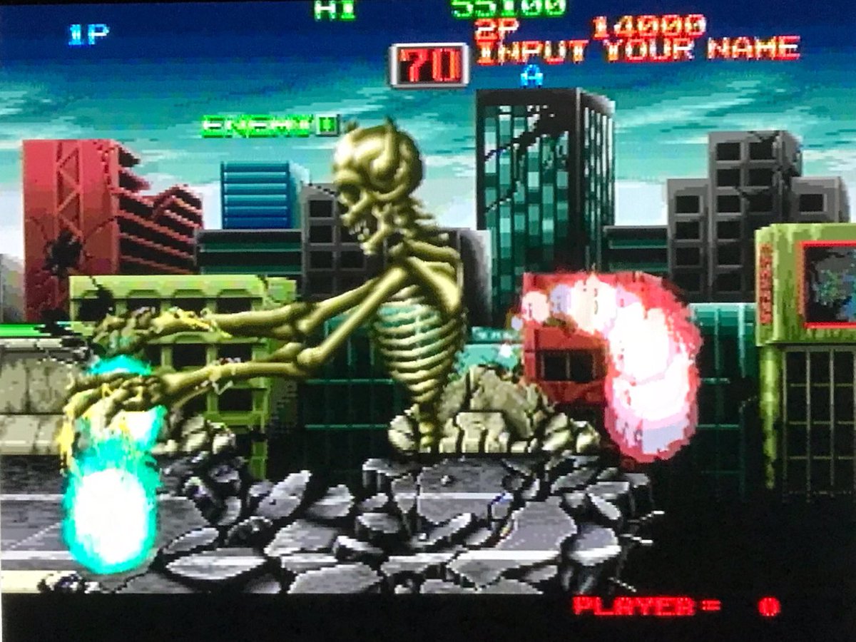 sekiro_51's tweet photo. NEO GEO AES エイトマン🕹
①4-5 高速スクロールステージ💨
②ザコ敵は出現せず行き止まりにさっき逃げたドクロの上半身が待ち受ける🔥💀🔥
③4-6 ラスボス サイバー戦開始💥両手から火球を放つ強敵☄️☄️
④敵の体力ゲージあと1個まで削ったが…😓
#ネオジオ #NEOGEO #SNK
#8マン #8man #Eightman https://t.co/RcerXxZTuD