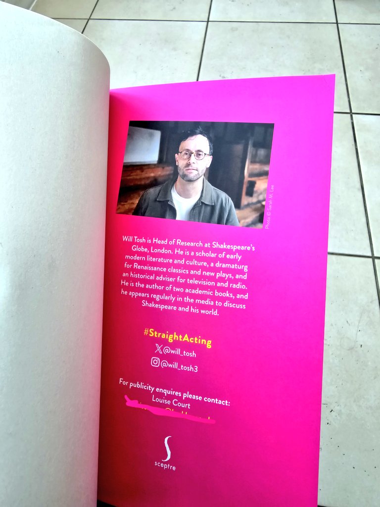 To read... or not to read? ✍️ #AmReading STRAIGHT ACTING🏳️‍🌈: The Many Queer Lives of William Shakespeare by @will_tosh (thanks for sending me a proof @louisecc @SceptreBooks, @HodderBooks) 🔗: hachette.co.uk/titles/will-to…