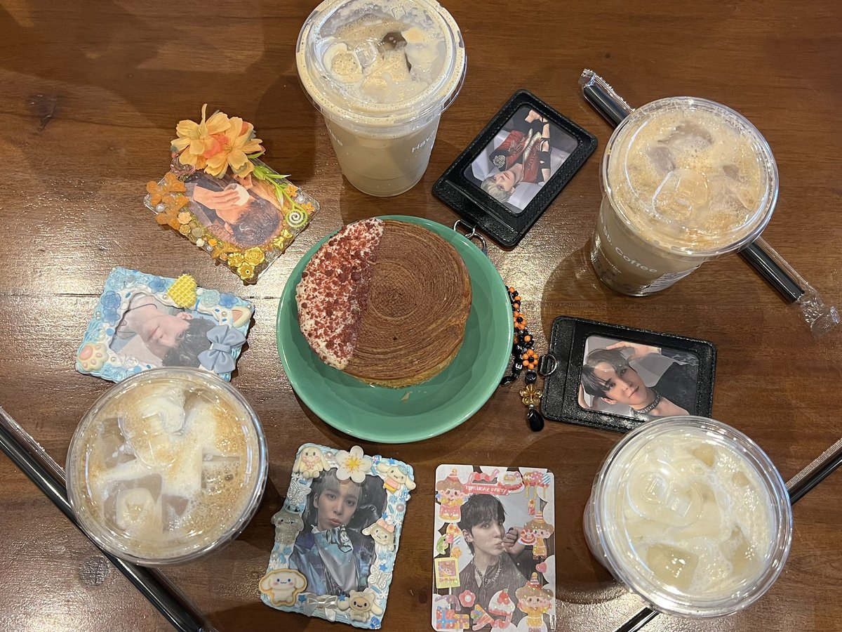 celebrating yuyu 🎉🥳💖🤍 @FIXON_JONGGI @mistdesires @mihax