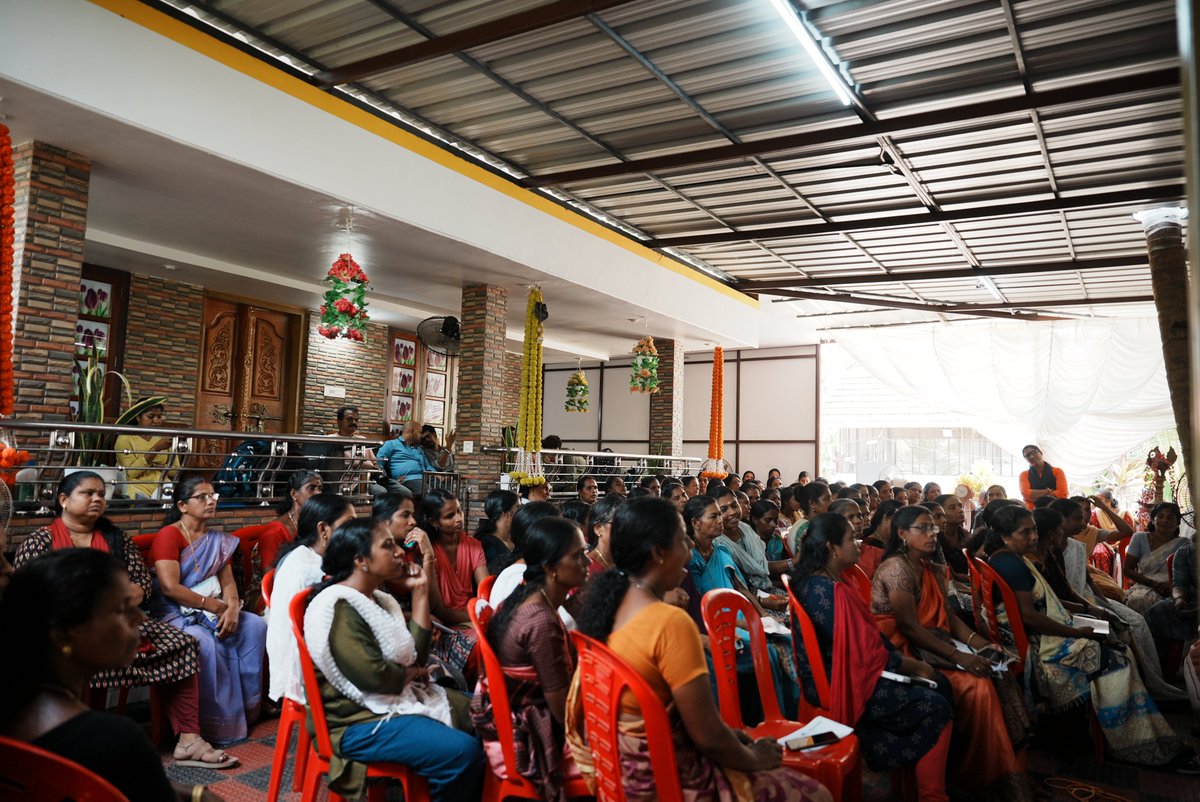 Amrita Vishwa Vidyapeetham (@amritaedu) on Twitter photo "Wave of Change: Water for a #Sustainable Futures" initiative launched on World #WaterDay by <a href="/ASFAmrita/">Amrita School for Sustainable Futures (ASF)</a> & <a href="/UNESCO/">UNESCO 🏛️ #Education #Sciences #Culture 🇺🇳</a> chair at Kallikad #Kerala with Panchayat VP Sheeba Mansoor & 14th Ward Member Saju Prakash, & #Amrita's V Vandana. 150 #women participated in the program. "Wave of Change: Water for a #Sustainable Futures" initiative launched on World #WaterDay by <a href="/ASFAmrita/">Amrita School for Sustainable Futures (ASF)</a> & <a href="/UNESCO/">UNESCO 🏛️ #Education #Sciences #Culture 🇺🇳</a> chair at Kallikad #Kerala with Panchayat VP Sheeba Mansoor & 14th Ward Member Saju Prakash, & #Amrita's V Vandana. 150 #women participated in the program.