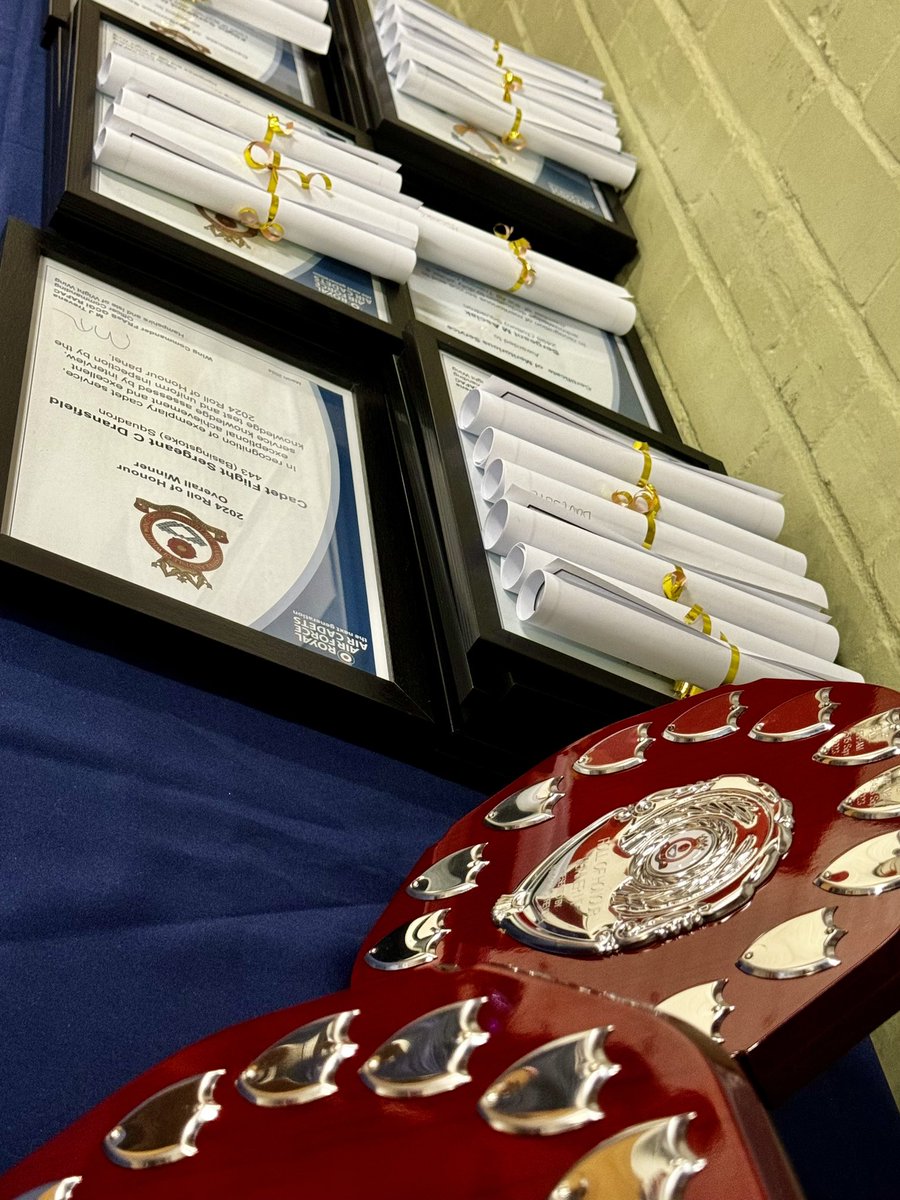 Sarah Sturgeon (@sss_oc2327) on Twitter photo Slightly different job for me last night… providing photography cover for the HIOW Wing Awards evening! Nice to catch up with <a href="/OCHIOWATC/">Mark Trevena</a> <a href="/BarfootRAFAC/">Wg Cdr L Barfoot RAFAC</a> and many more. Slightly different job for me last night… providing photography cover for the HIOW Wing Awards evening! Nice to catch up with <a href="/OCHIOWATC/">Mark Trevena</a> <a href="/BarfootRAFAC/">Wg Cdr L Barfoot RAFAC</a> and many more.
