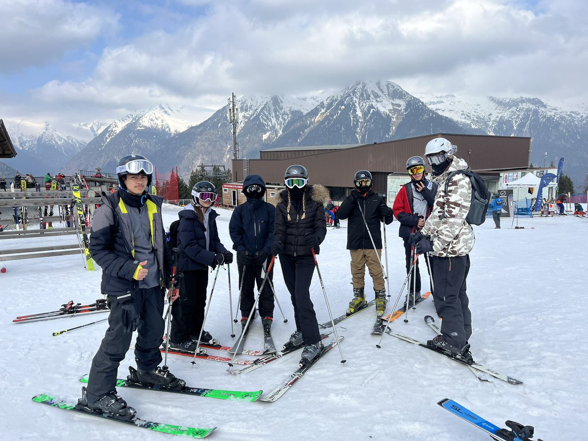 Ready for day 1!!! 🏔️🎿🇮🇹 <a href="/chobhamacademy/">Harris Academy Chobham</a> #ChobhamSkiTrip2024