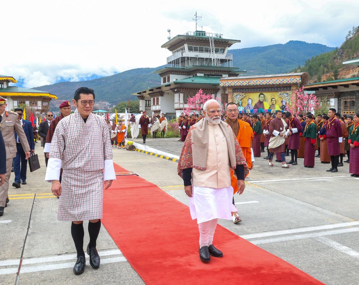 I am honoured by the special gesture by His Majesty the King of Bhutan, Jigme Khesar Namgyel Wangchuck of coming to the airport as I leave for Delhi. This has been a very special Bhutan visit. I had the opportunity to meet His Majesty the King, PM @tsheringtobgay and other