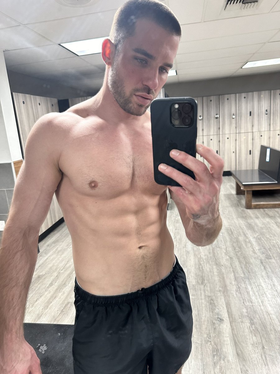 davis_rahal's tweet photo. Who’s gymmin w/ me? https://t.co/eUNcfEIhgs