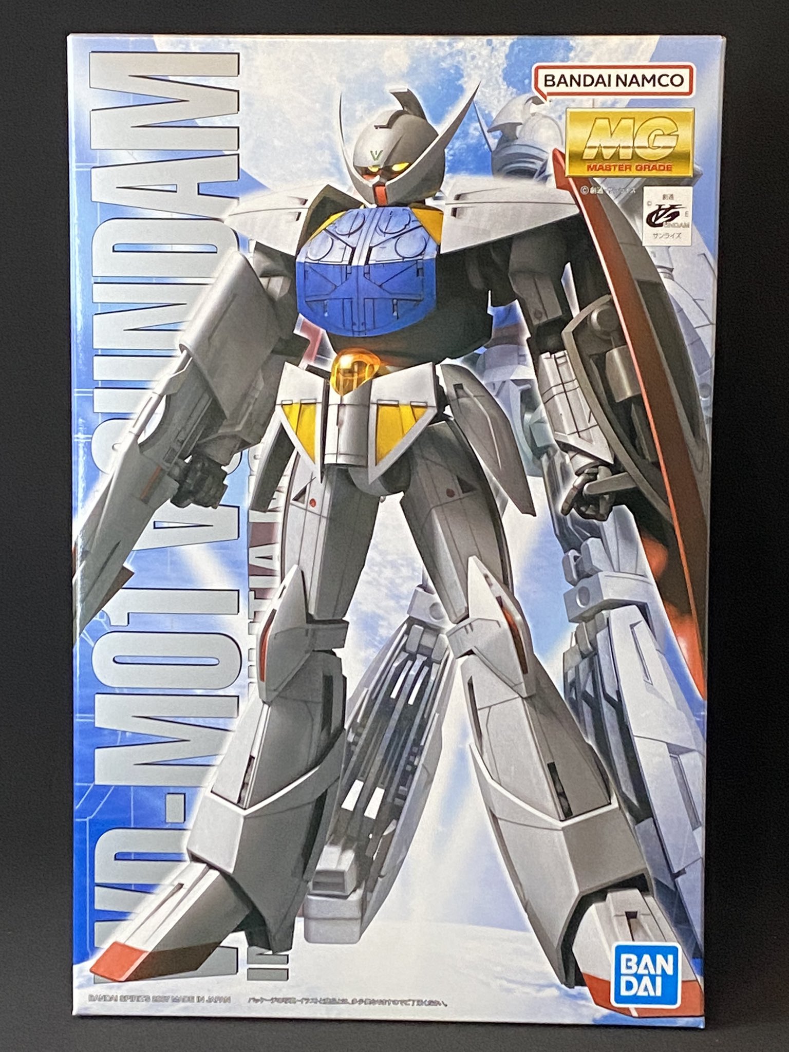 A*i様 ガンプラ 1/100 MG WDーM01 ターンエーガンダム(月光蝶V ∀ガンダム』のガンプラ「MG ターンエーガンダム」と「MG ターン