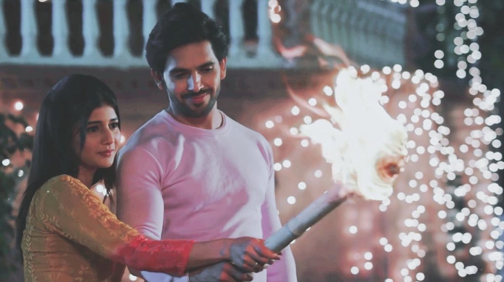Our gopibahu did all the preparations for the holika dahen 🥺