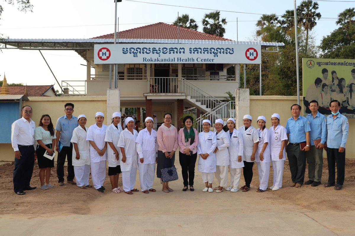 Although our health care workers need to travel by boat but they still provide health services to the population with this challenges. My heartfelt appreciation to all HCWs in Kratie province where Thmor Kre HC is awarded No. 6 for the national competition. Big congratulations!