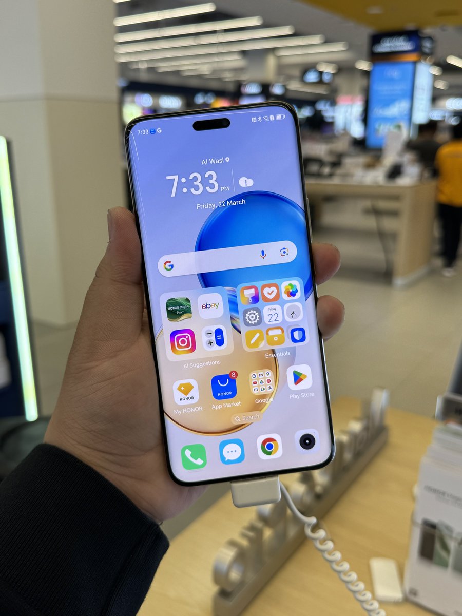 ishanagarwal24's tweet image. HONOR Magic6 Pro looks so good 👀 Would love to see this in 🇮🇳 India next t @MadhavSheth1!