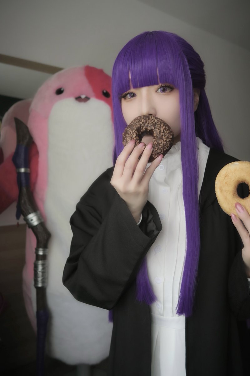 nanasemeron's tweet photo. 🍩🥯 https://t.co/4kWkIuMuFG