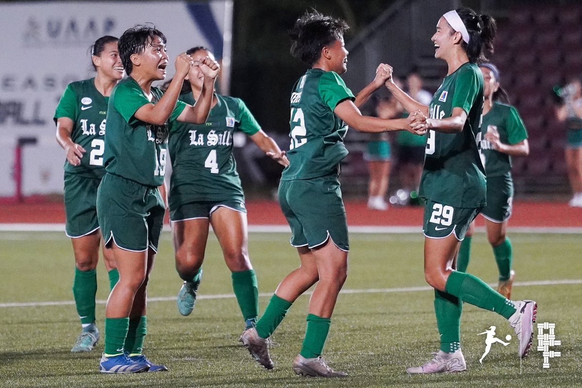 PinayFutbol's tweet photo. ๐ต๐ญ #UAAP86
FULL TIME: @feu_fbw 3โฃ-2โฃ @dlsufootball
PHOTOS โก๏ธ https://t.co/PT5Y0Z5F2N
๐ท @ishneak @timsclicks
This album is presented to you by Pinay Futbol x
@PHWomensFA
#WatchUsPlay https://t.co/lWia5d2SgO