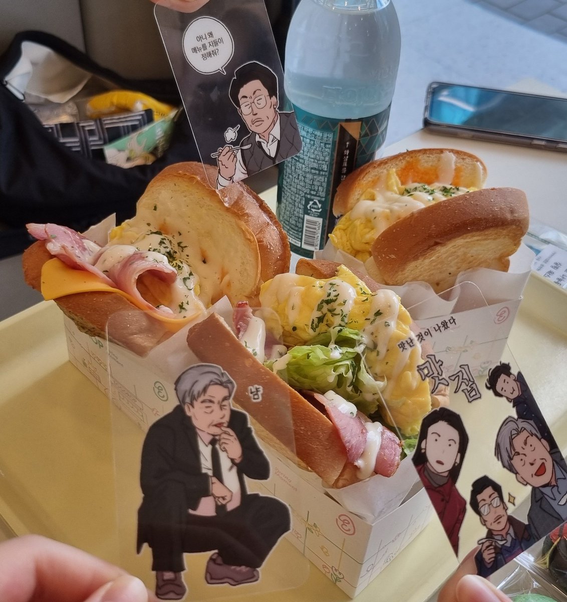 역행비듬 tweet media