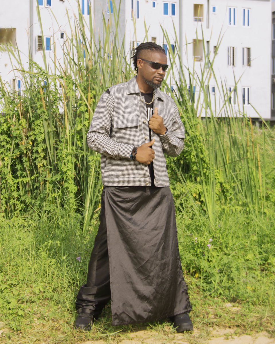 udo_edukere's tweet image. Happy Birthday to the most dynamic musician the African music industry has ever seen.
#whinning
#Banjohifi
 #WorldBanjohifiDay.
@Banjohifi1