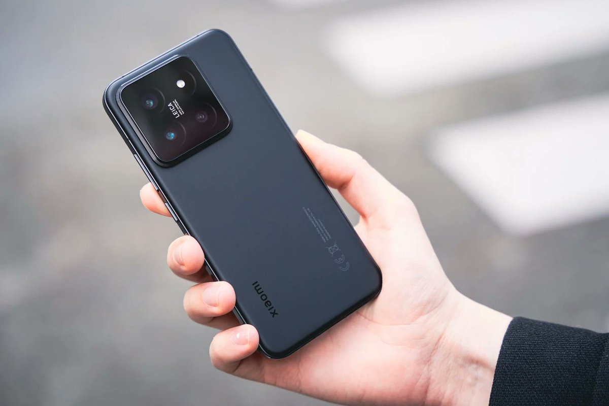 TechB2BInsights's tweet image. ✨💡✨ Le Xiaomi 14, fleuron de l&apos;innovation technologique 📱💥 Découvrez comment son prix s&apos;effondre chez ce rival d&apos;Amazon, une aubaine à ne pas manquer ! #BonsPlans #TechInnovation #Xiaomi14 #B2B #InnovationTechnologique