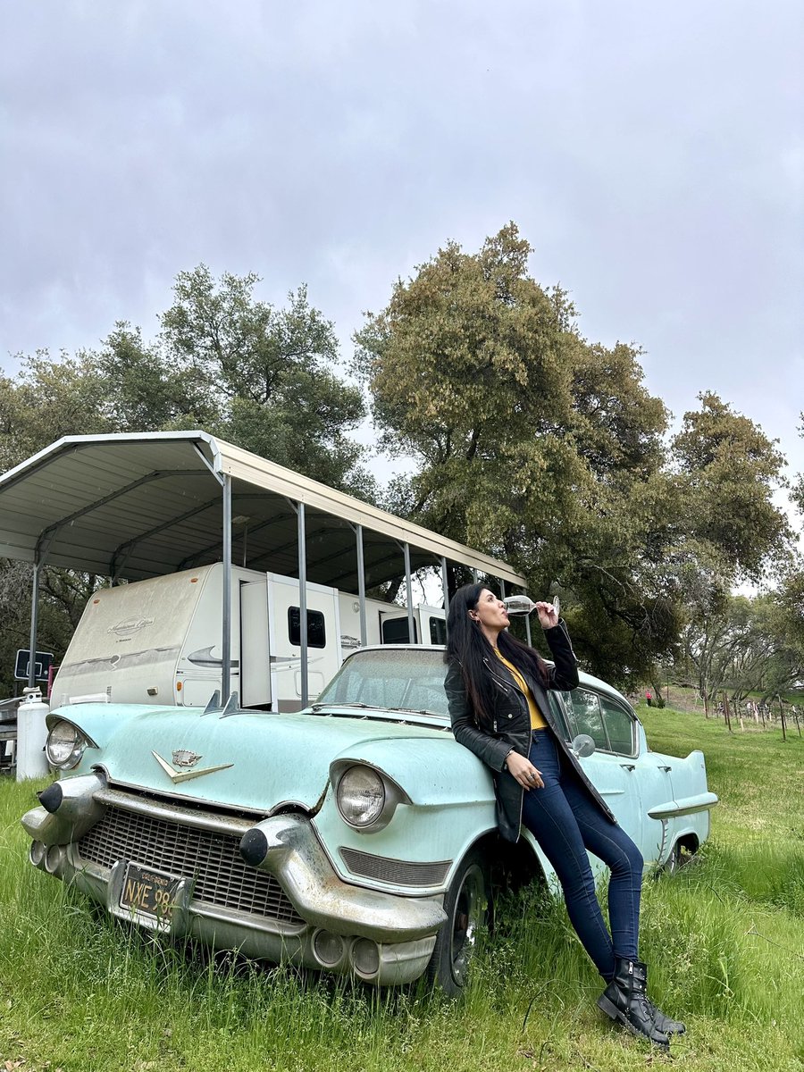 TugbaERCAN's tweet photo. Had such a beautiful day enjoying some off the felt time & wine tasting at Dora Dain Winery with our @WPT and @Thunder_Valley Family. See everyone back in Action tomorrow ! Cheers ๐๐ป๐ท๐ฆโ ๏ธ #WPTRollingThunder https://t.co/fX4btcCqGG
