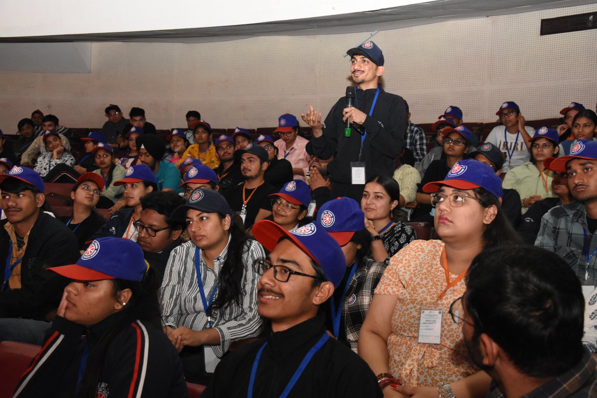 3 day #FilmFestival & #ForumonLiFE organized by @PSCST_GoP & @cmsvatavaran at @OfficialPU witnessed the screening of award winning films like #Turtle & #KaliraAtita etc. @nameetaprasad @JKAroraEDPSCST @KSBathPSCST @pnvcms @moefcc @dineshsyadav09 @nilamadhabpanda @RajatSandhir