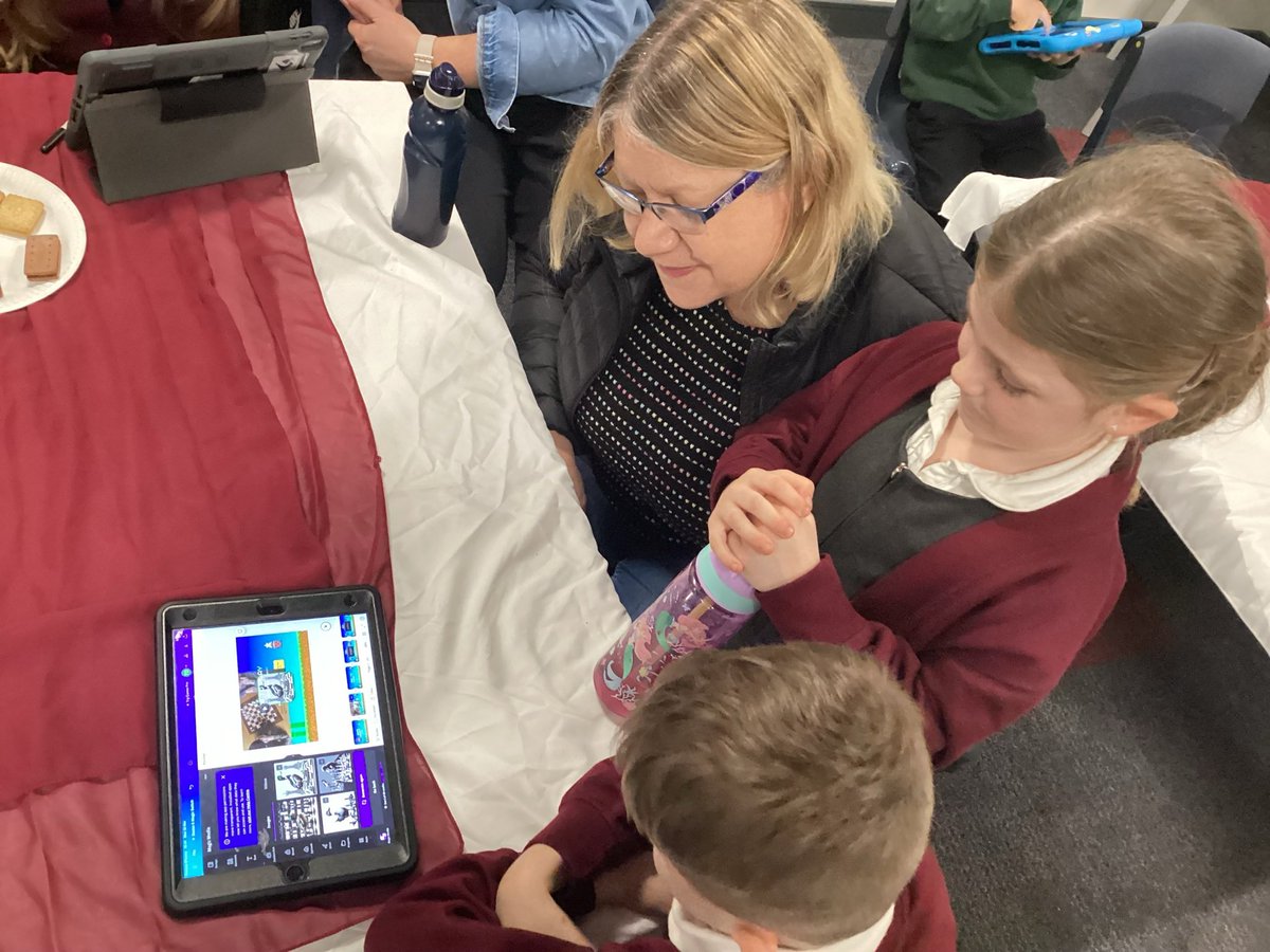 🎉 A fantastic parent training event at Finberry with Stour Academy Trust! We dived into how to use @CanvaEdu & @BookCreatorApp empowering parents to explore digital creativity with their kids. 🖥️✨ A big step toward home-school learning collaboration! #EdTech #ParentEngagement