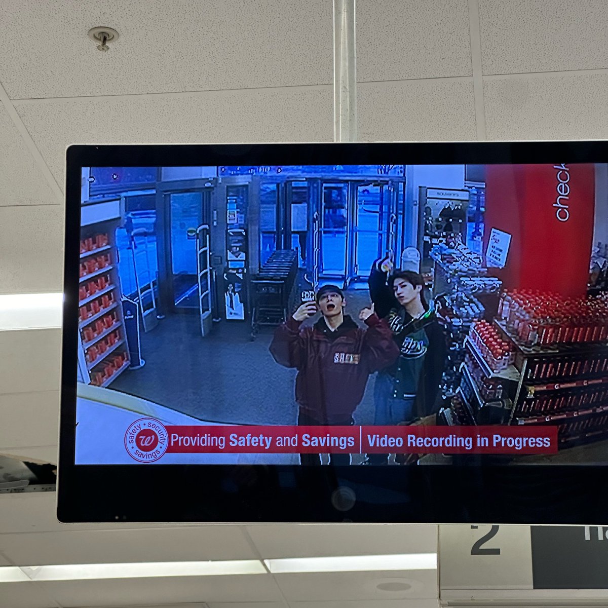 official_ONEUS's tweet image. [#환웅]
Chicago