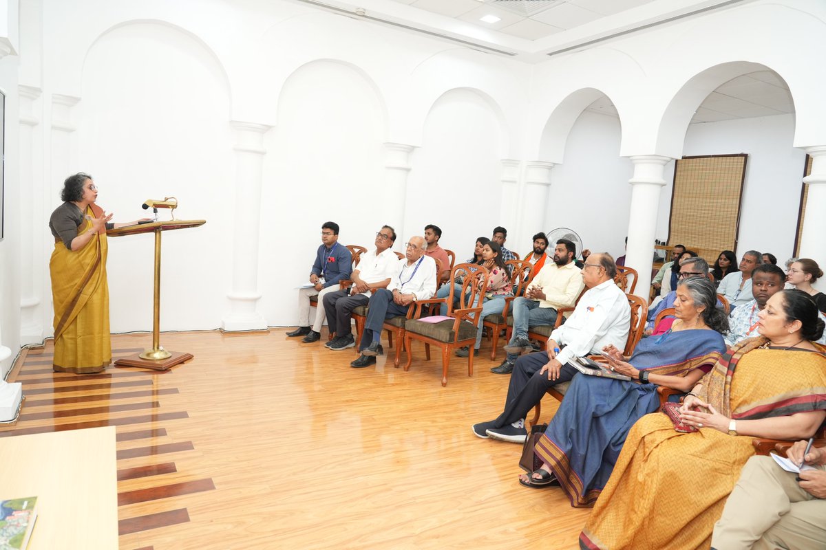 'The Place of Many Moods' lecture led by the esteemed Prof. Dipti Khera, at The City Palace Museum was a resounding success, drawing a full house of enthusiastic attendees eager to explore the rich intersection of art and history. #lecture #artandhistory @KheraDipti