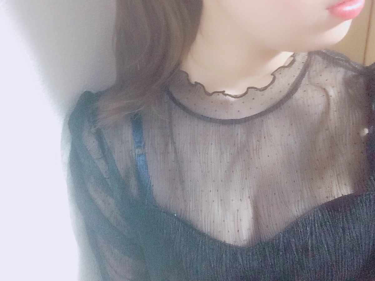 チュパチュパしゃぶって精 液全部、ごっくんされるかパ コパコ中 だしどっちがすき？

全部、飲み干される派➡RT
中に出す➡いいね

私は、どっちもしたい💞