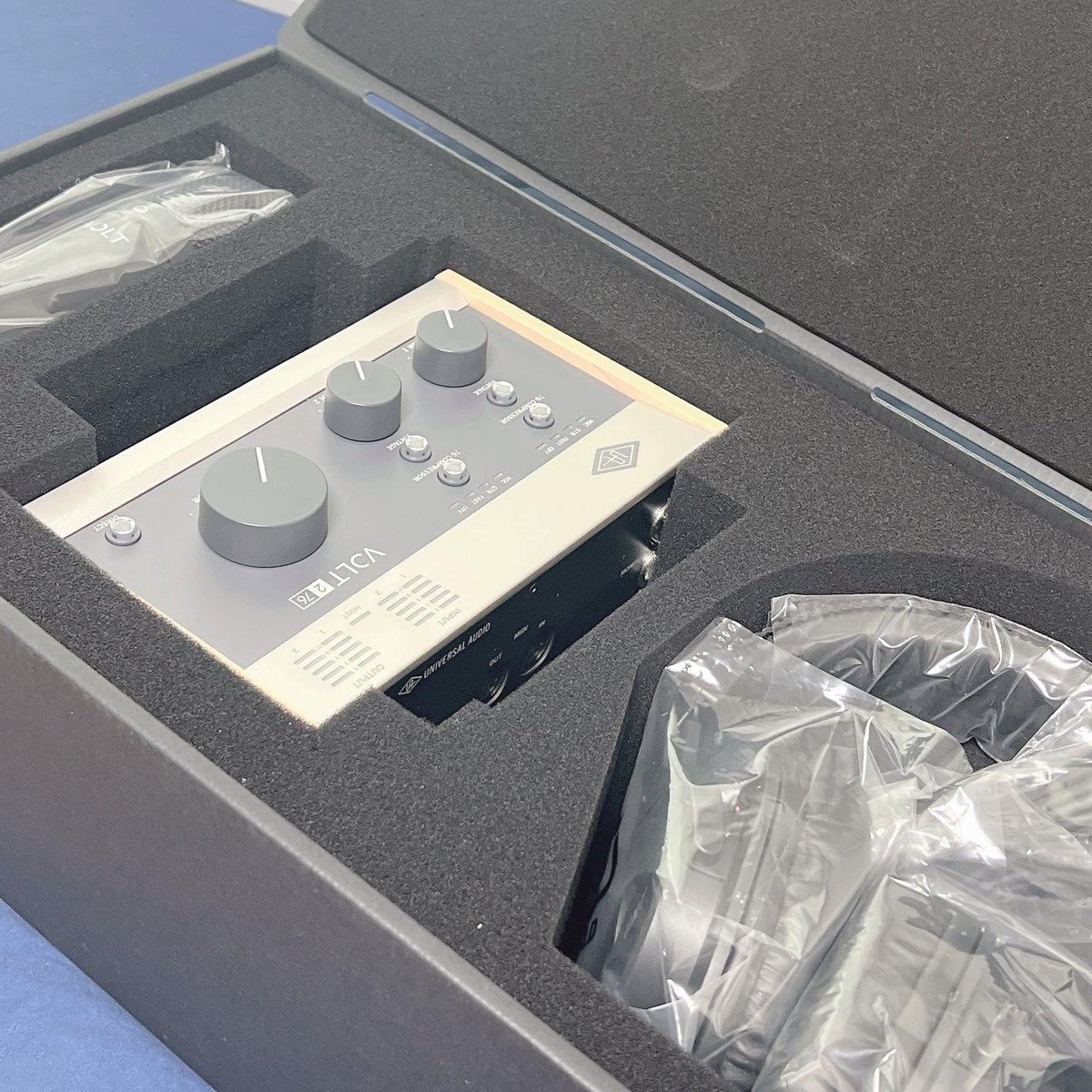 mistskywen's tweet image. 결국 샀다... 너무 이쁘고 신기해.. 내 첫 오인페...

#uavolt #aassessionbundle