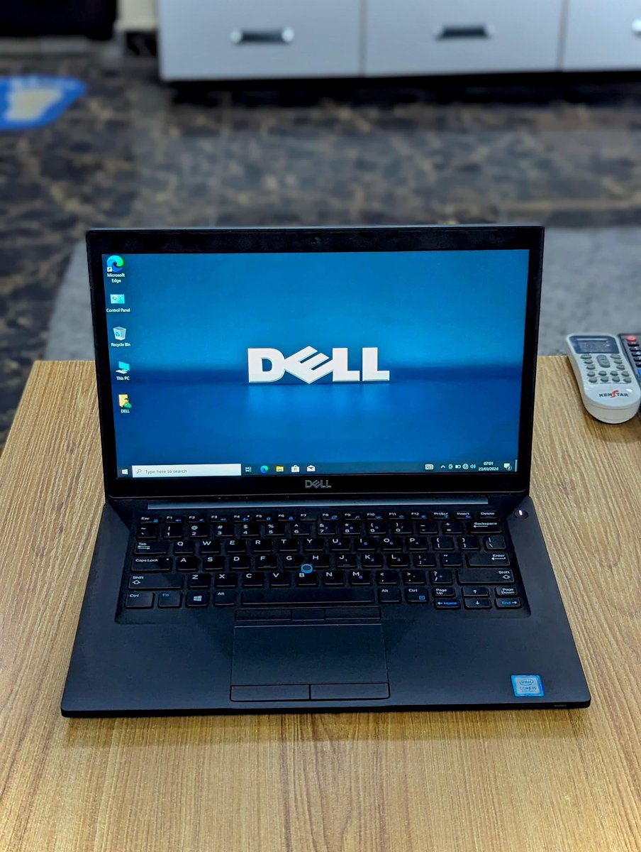Stallionglobal2's tweet photo. _*Dell Latitude 7490 Intel Core i5 - 8250u 16gb RAM 256gb SSD 8th Gen 13"inch Keyboard Light 1.80GHz ₦250,000*_ https://t.co/EFVAsJ5Uhc