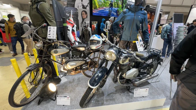 スズキは鈴鹿8耐で復活するんでしたねどんな活躍を見せてくれるか期待ですコミネは昔製造していたバイクの展示がありました出店の中津唐揚げはあっつあつで美味かったです#東京モーターサイクルショー2024 