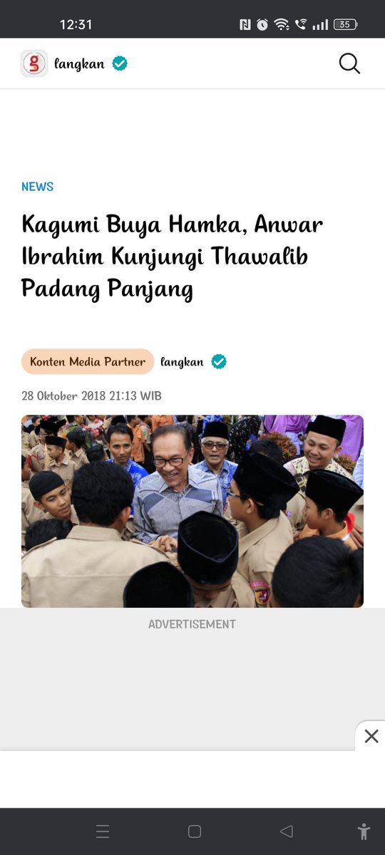 En_Blue_Bird's tweet photo. @lady_bugg11 1. Yg ko Nak backup sangat dah kenapa. Baik ko ganti jer tudung kepala tu dgn tudung saji . 
2.  800 bijik kedai, apa masalahnyerrrr kena Boikot dgn Melayu. Bnyk lagi Bangsa lain boleh beli. 
3. Mc Donald, Starbak tu lagi bnyk kedainya, hampir seluruh negara2 dunia Boikot. https://t.co/EGPh2lstLa