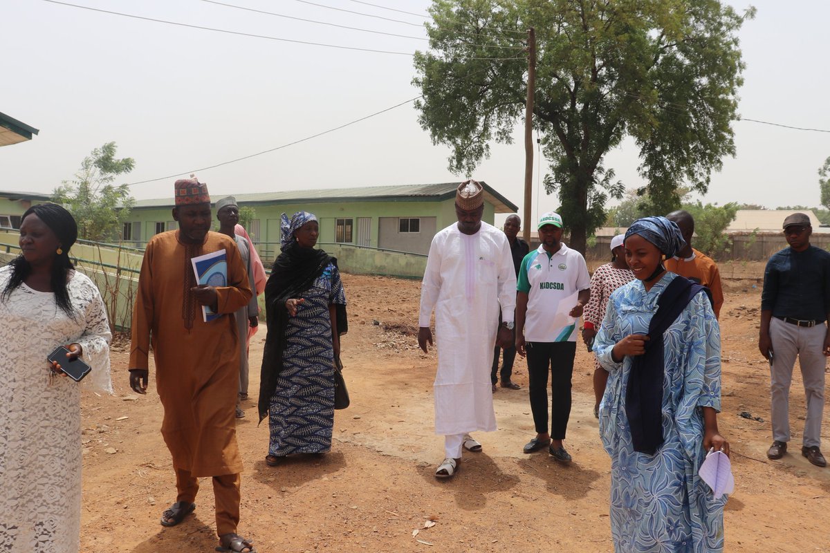 KADCSDA114486's tweet photo. ___Blocks of classrooms, hostels, workshops and staff quarters of the centre are approved to be renovated by KADCSDA.

@GovKaduna @ubasanius @DepGovKaduna @mmukaddas @KADPBC @NGCARESofficial @NasirSaad200 https://t.co/AN5D8vl37T