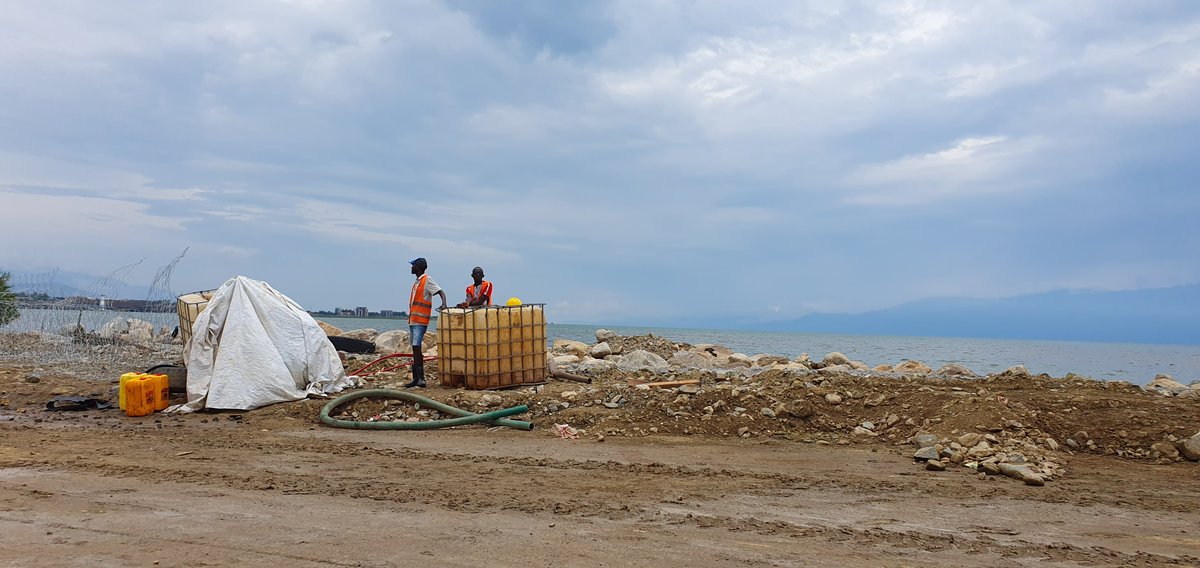 #Lake #Tanganyika level is rising causing large damages to infrastructures in #Bujumbura 🇧🇮 #Isotope #hydrology can help understanding 🔍the driving forces behind that cyclical phenomenon 🌊 @IAEATC @iaeaorg @Lab_SPE @UnivCorse @UB_Rumuri @Gilbertnij