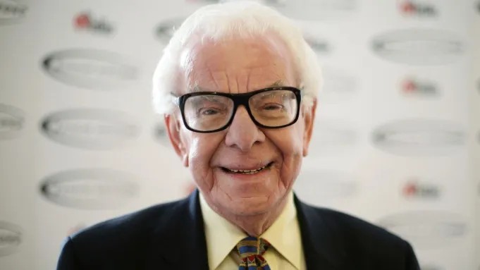 Remembering the great comedy writer and comedian Barry Cryer who was born on this day in Leeds in 1935. One of the nicest men I ever met. #BarryCryer #Leeds #Comedy