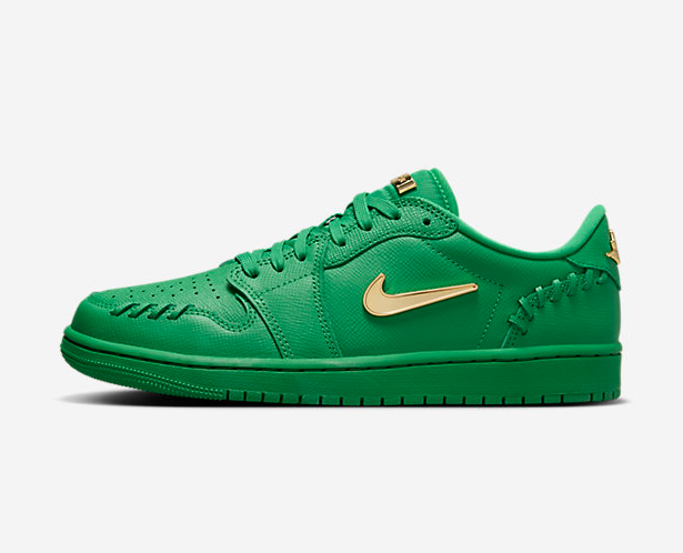 SOLELINKS's tweet photo. Ad: Dropped via Revolve
Women's Air Jordan 1 Low Method of Make ‘Lucky Green’
=> https://t.co/YmRSlHWzFC https://t.co/mUvQMayn02