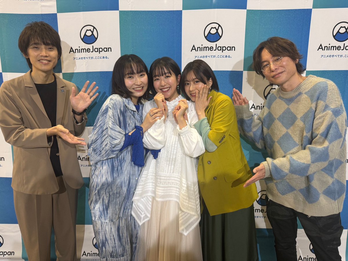 可愛いに囲まれてふれられて
体温がどっと上がった写真🫠❤️‍🔥（茅）
#映画ふれる #AJ2024