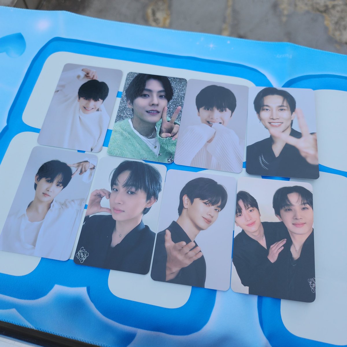 321_0226's tweet photo. 비투비 팬콘 트레카 포카 교환

저 : 사진
💙 : 창섭이 아무거나

가지고 계신거 보내주시면 감사하겠습니다! 디엠주시거나 오픈채팅으로 와주세용🙏
오늘 현장교환 우대
https://t.co/WdL4NMmcsC https://t.co/VmEyoo4st2