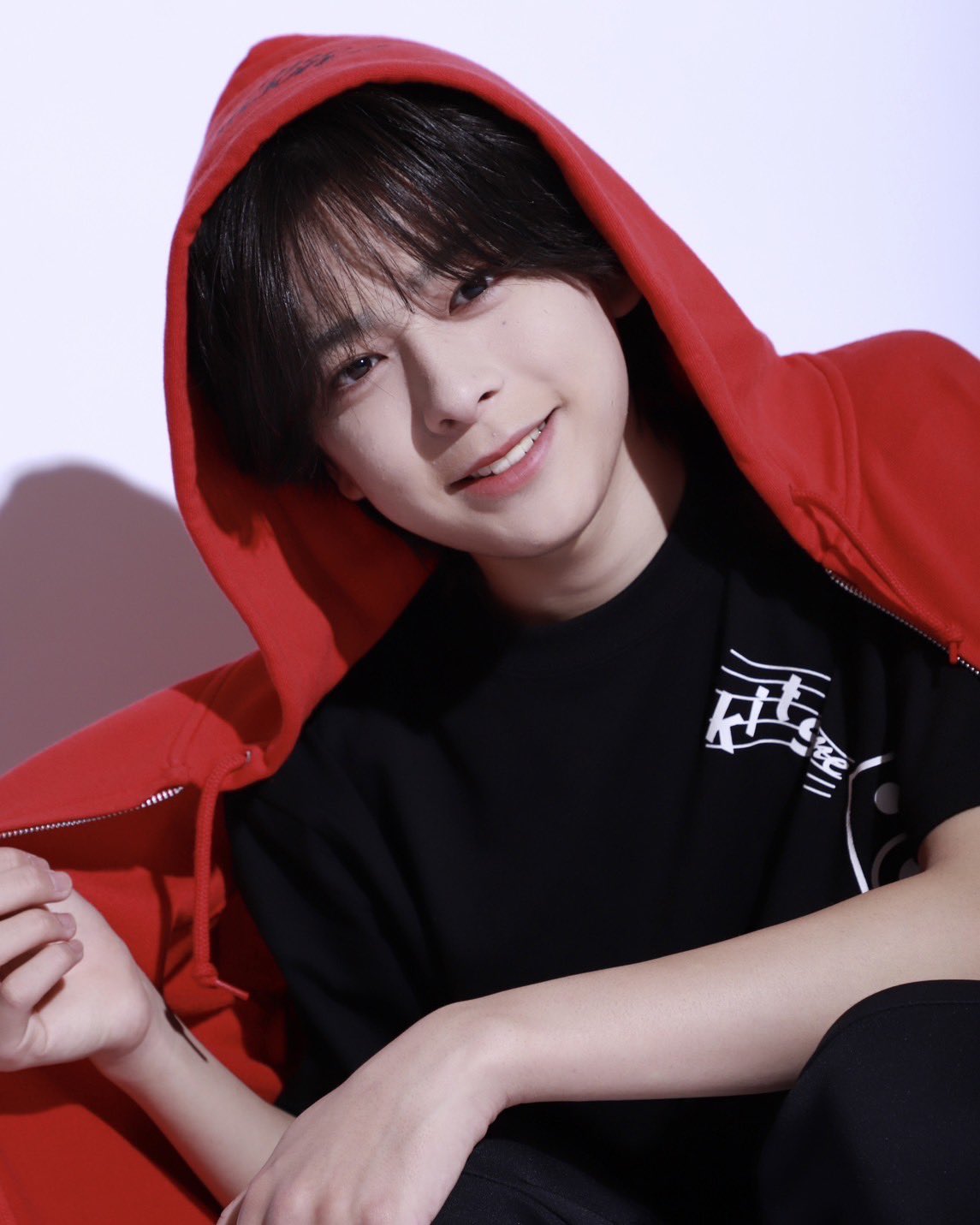 大友至恩 × Kitson me コラボZIPパーカー RED 大友至恩 على X: 