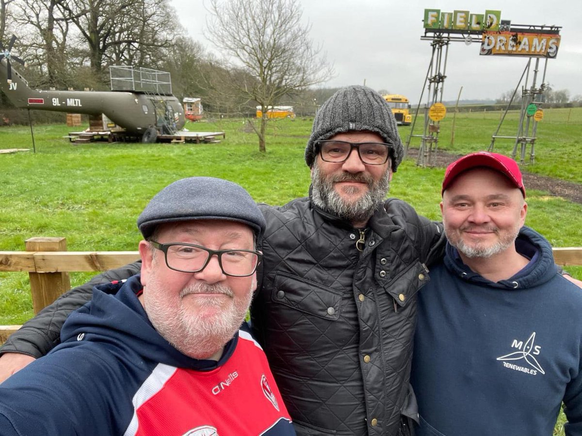 We're thrilled to announce our newest customer and follower Johnny Vegas 🌟 Get ready for an amazing off-grid system coming soon at the Field of Dreams! 💡 ⛺️ #NewCustomer #OffGrid #FieldOfDreams #ExcitingTimesAhead #johnnyvegas #celebrity #bigproject #benidorm #solarpanels🔋
