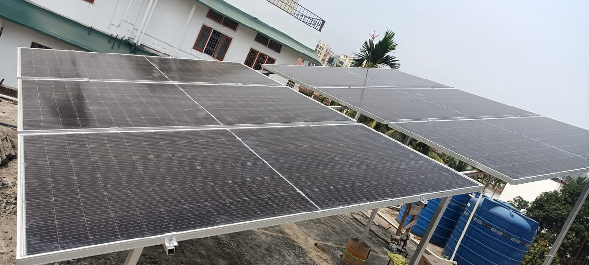 On the day of Shri Ram's Pran Pratishtha, Hon’ble Prime Minister Shri @narendramodi ji promised Muft Bijli to 1 cr houses🌞 In 60 days #ModiKiGuarantee hits the ground. We have installed a 3 KW solar-rooftop in Shri Sailen Kakati’s home, Assam's first #PMSuryaGhar beneficiary.