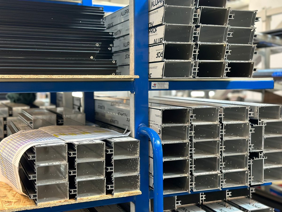 reconaluk's tweet photo. Another container ready for Canada! 🇨🇦 

Our 8th container is ready to be shipped to Canada to be part of the exciting Tek Tower Residential Project in Kitchener Canada 🏙️

#curtainwalling #project #construction #container #aluprof https://t.co/mVQWp7HMa4