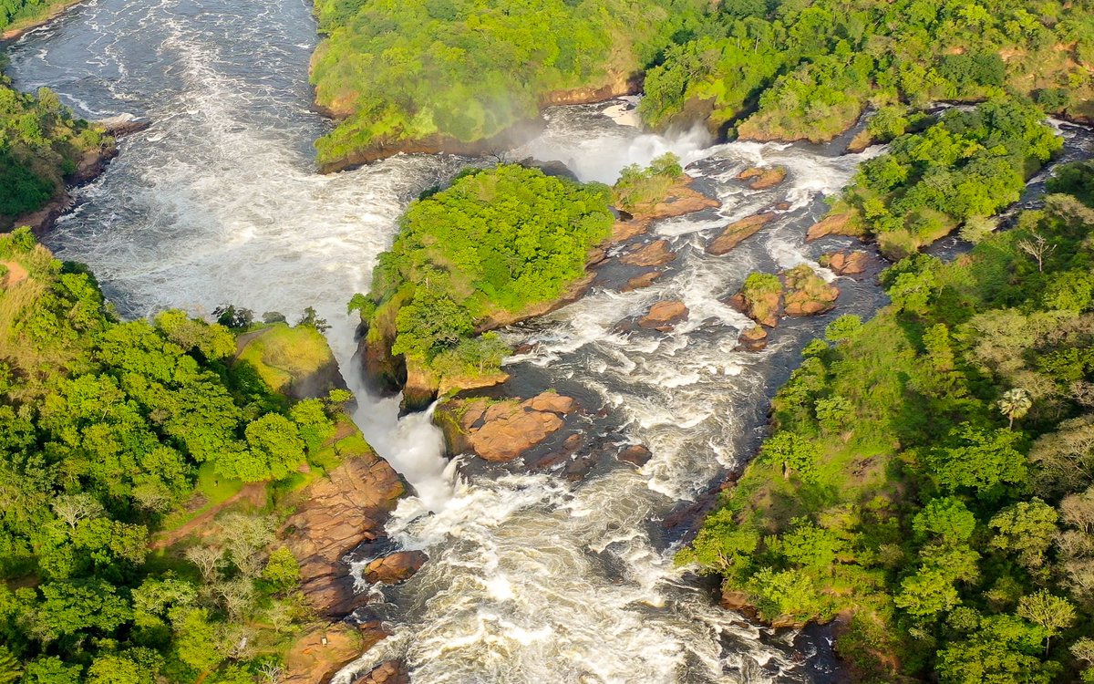 Murchison Falls is inviting all lovers of nature to come experience the breathtaking grandeur of Uganda's natural environment, marvel at the untamed strength of nature, and feel the mist on your face. 
#ExploreUganda
#VisitUganda
#UgandaIsBlessed