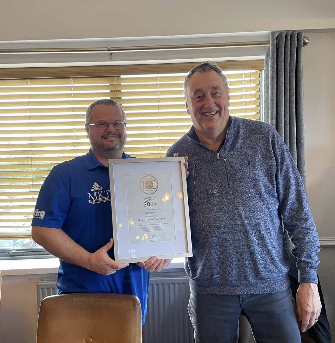 Before play we presented our very own living legend Ken Hilton (Mr JDP) with his volunteer nomination certificate from @EnglandGolf This man is beyond dedicated & we thank him for all he does for the Juniors! @CottinghamParks @YUGCUK @erugc @YORKSHIREGOLFER