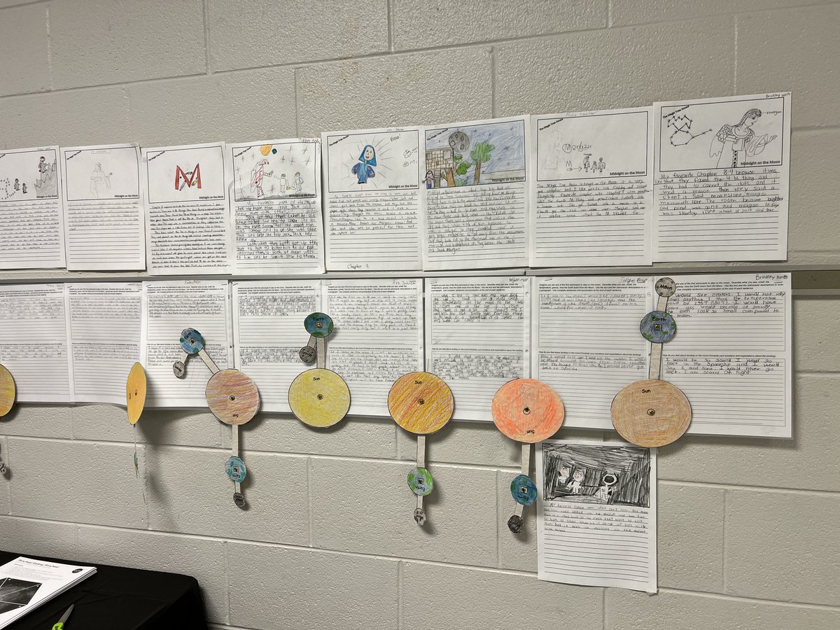 TheSTEMnerdette's tweet image. Rock Ridge Elementary had a blast at their STEM night that was the culminating event after reading their @readtothem One School, One Book Midnight on the Moon! Fantastic example of how #STEM can support our curriculum! #STEMatWCS